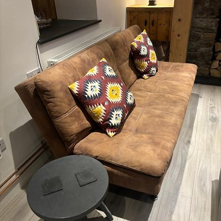 Clydach Cottages ラネリー エクステリア 写真