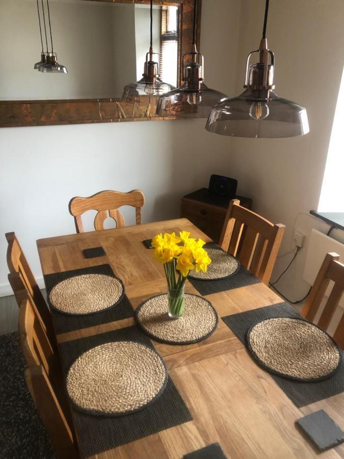 Clydach Cottages ラネリー エクステリア 写真