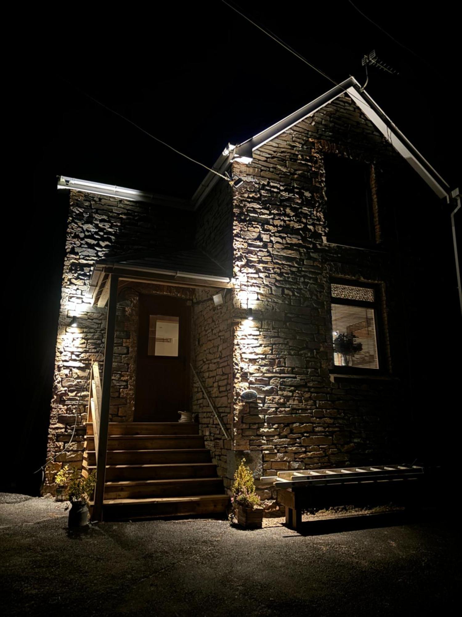 Clydach Cottages ラネリー エクステリア 写真